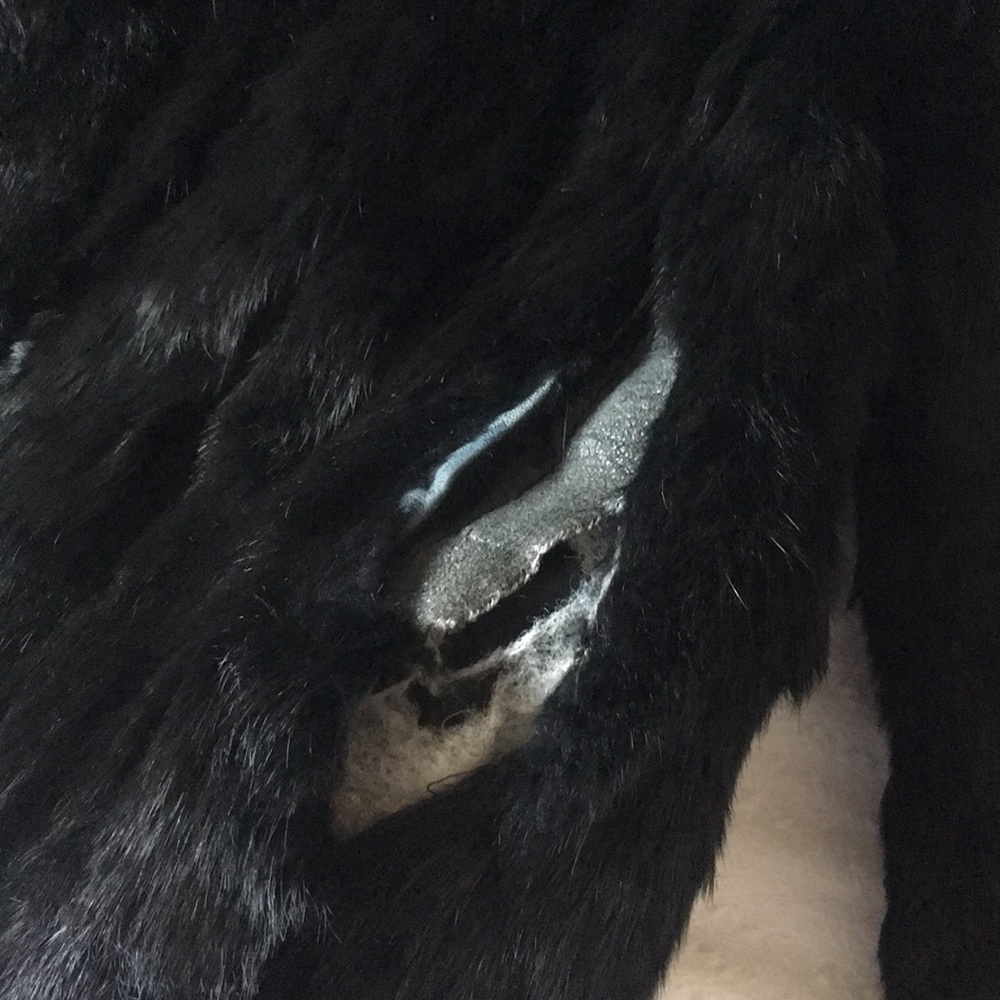 100% Rabbit Fur Coat - Picture 3 of 8